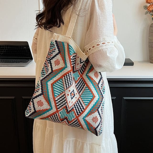 Patterned Knit Tote Bag