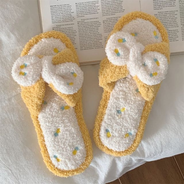 Pineapple Embroidered Fluffy Bow Slippers - Pineapple