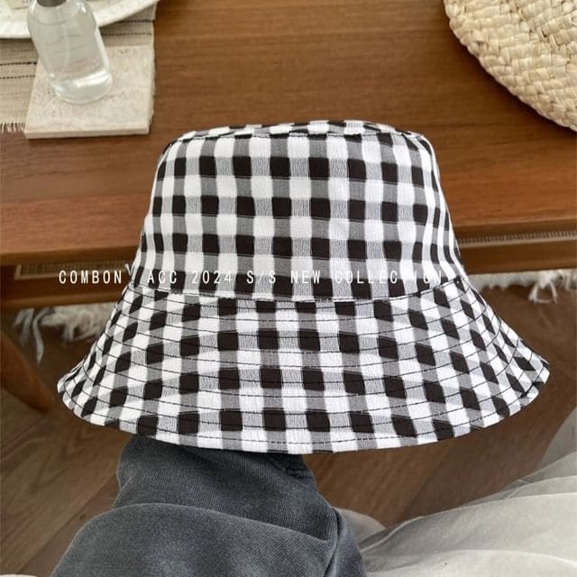 Plaid Reversible Bucket Hat - Black / One Size