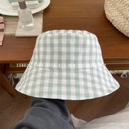 Plaid Reversible Bucket Hat - Light Green / One Size