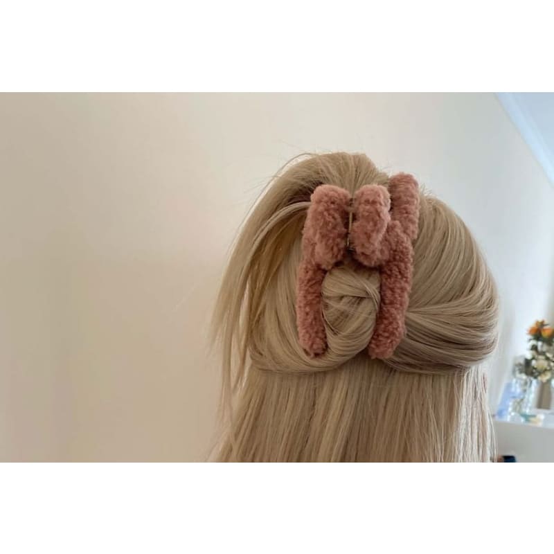 Plain Boucle Hair Claw