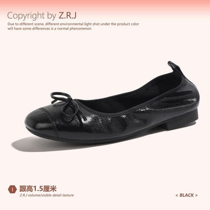 Plain Bow Accent Faux Leather Flats - Black / 35