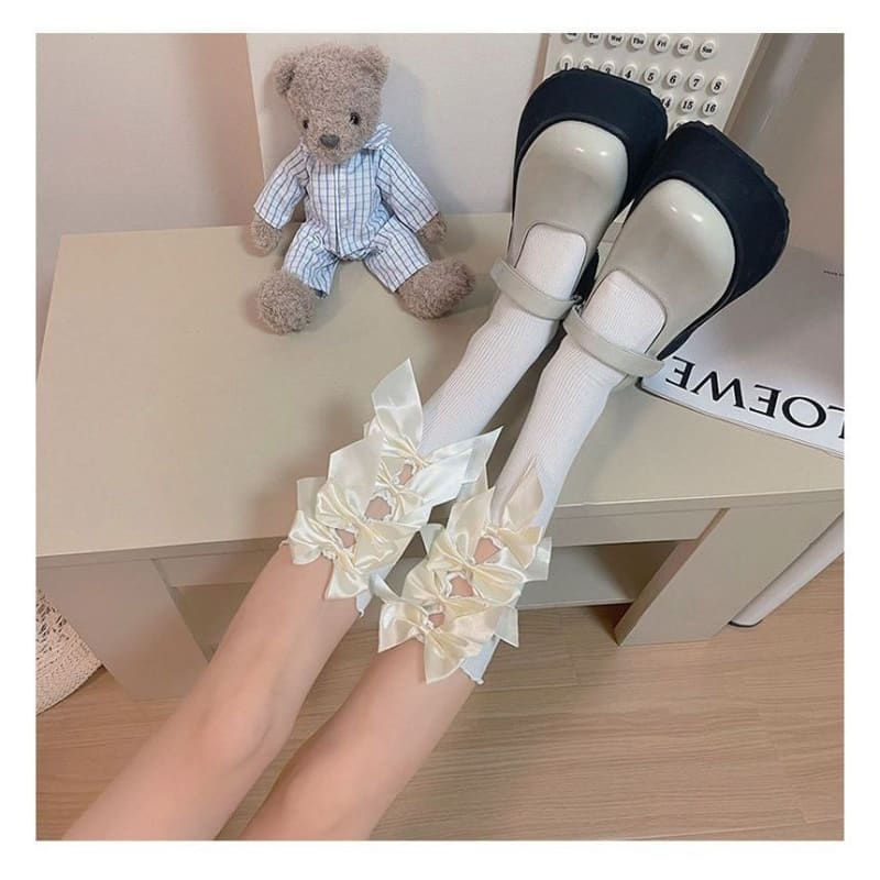 Plain Bow Cutout Tall Socks - Beige Bow - White / One Size