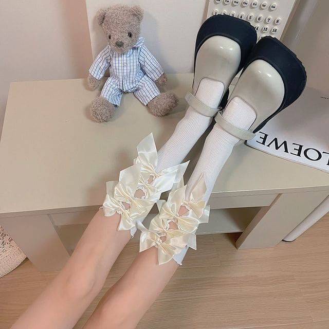 Plain Bow Cutout Tall Socks - Beige Bow - White / One Size