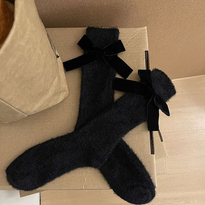 Plain Bow Fluffy Socks - Black / One Size