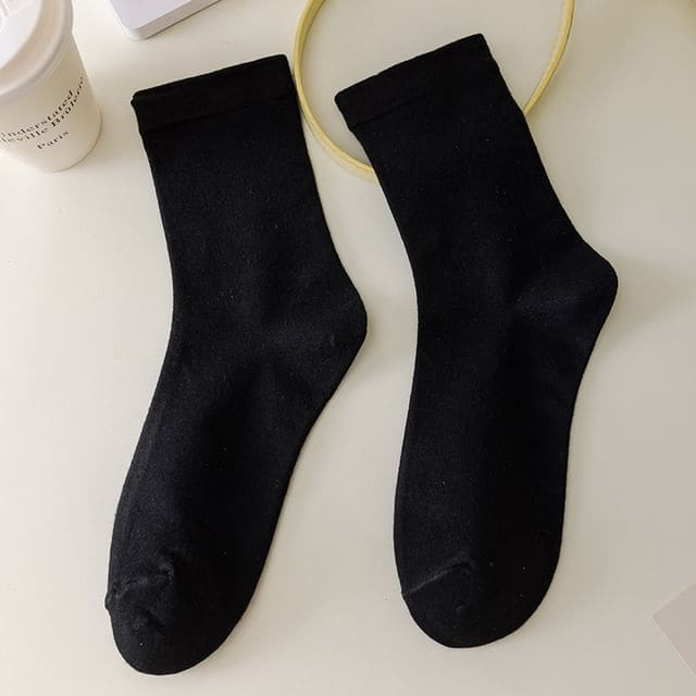 Plain Crew Socks - Black / One Size