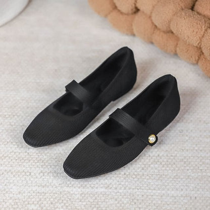 Plain Fabric Mary Jane Flats - Black / 34