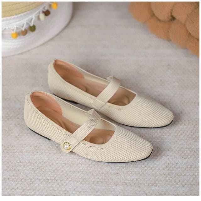 Plain Fabric Mary Jane Flats - Off-White / 34