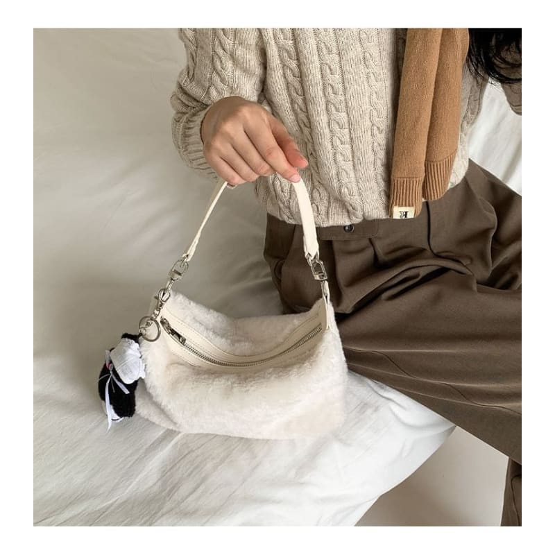 Plain Fleece Shoulder Bag