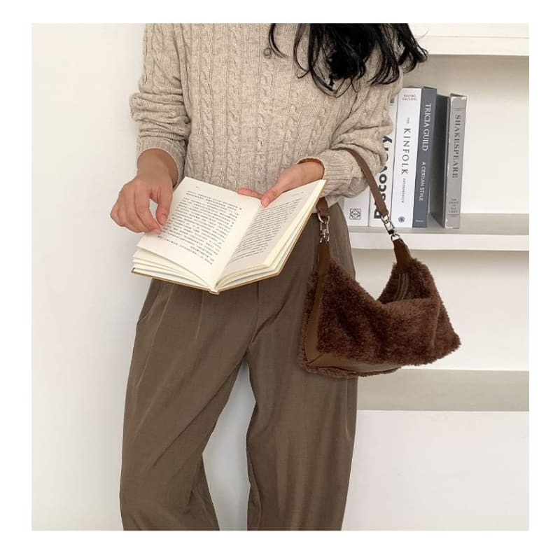 Plain Fleece Shoulder Bag