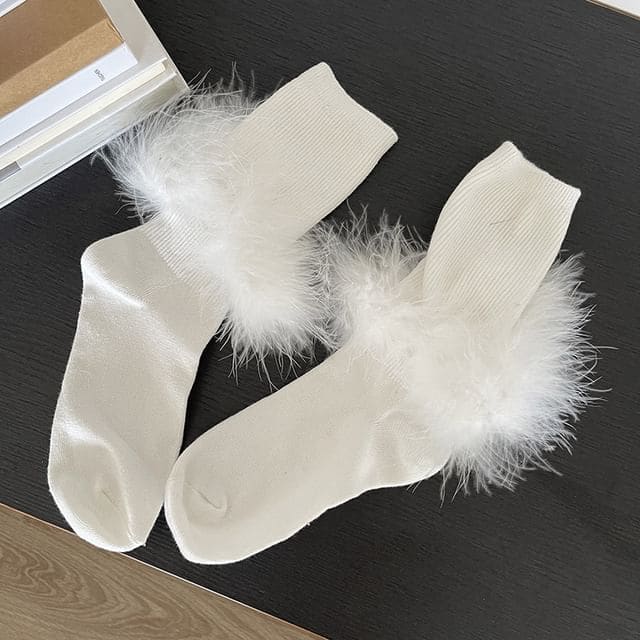 Plain Fluffy Socks - White / One Size