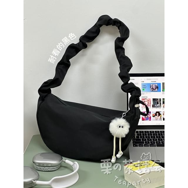 Plain Hobo Bag / Bag Charm / Set - With White Hairball