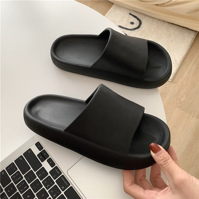 Plain Home Slippers - Black / 36 To 37