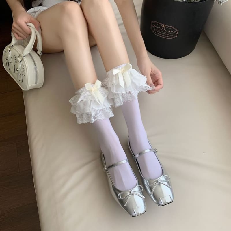 Plain Lace Trim Bow Socks