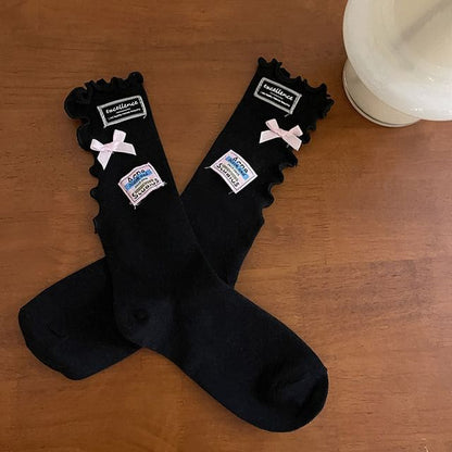 Plain Lettuce Edge Label Applique Socks - White / One Size