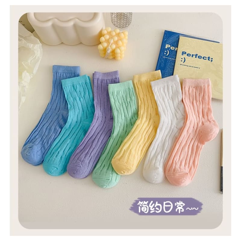 Plain Mesh Panel Socks Set