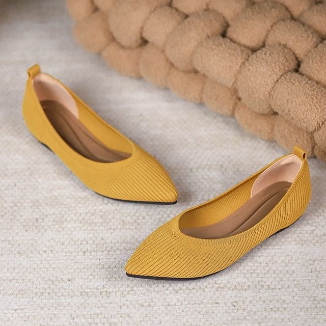 Plain Pointed Fabric Flats - Curcumin / 34