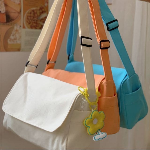 Plain Polyester Messenger Bag