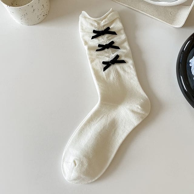 Plain Shirred Bow Socks - Black Bow - White / 35To40