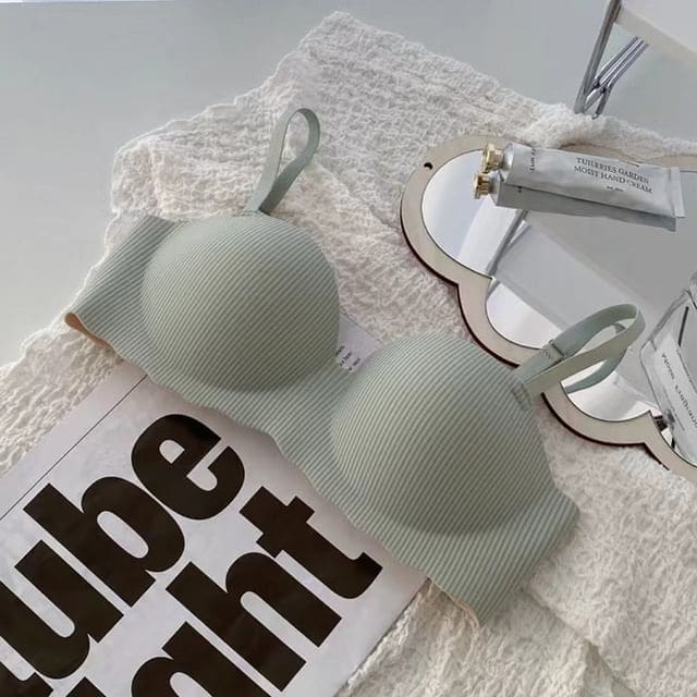 Plain Wireless Seamless Bra - Bra - Mint Green / 32/70AB