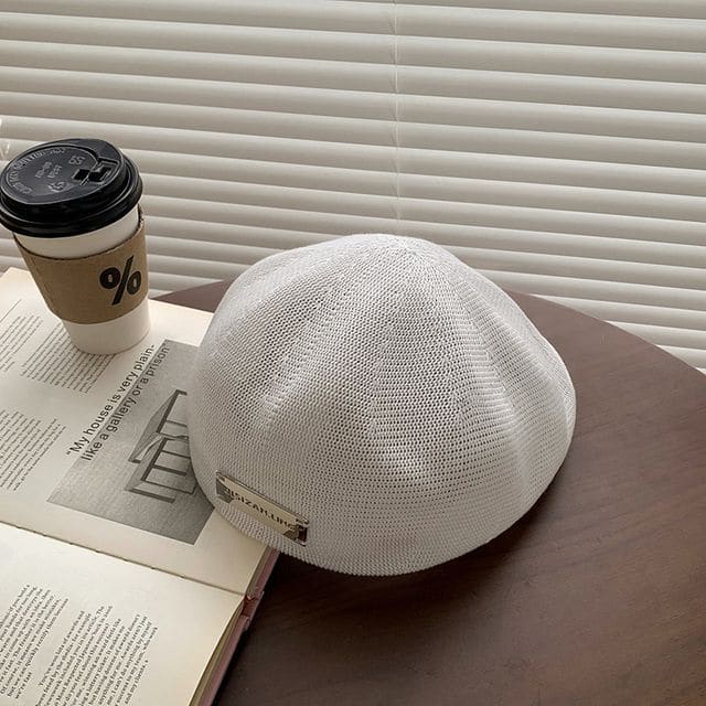 Plain Woven Beret - White / One Size