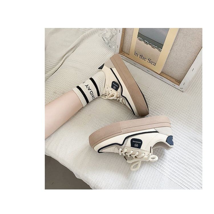 Platform Color Block Applique Faux Leather Lace-Up Sneakers