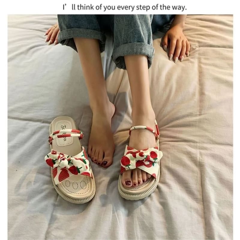 Platform Fruit Print Bow Slide Sandals