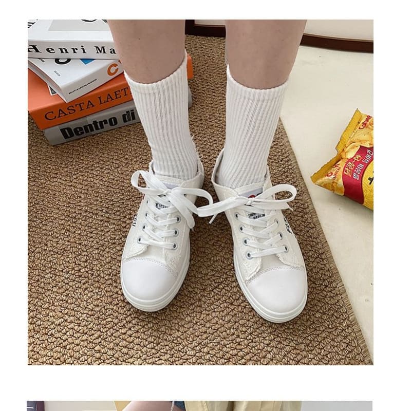 Platform Heart Embroidered Frayed Canvas Lace-Up Sneakers