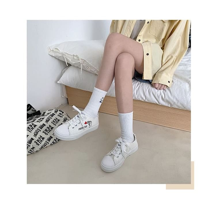 Platform Heart Embroidered Frayed Canvas Lace-Up Sneakers