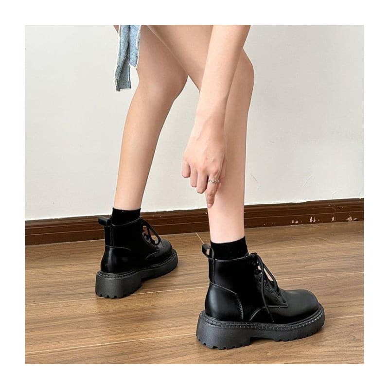 Platform Lace Up Short Boots