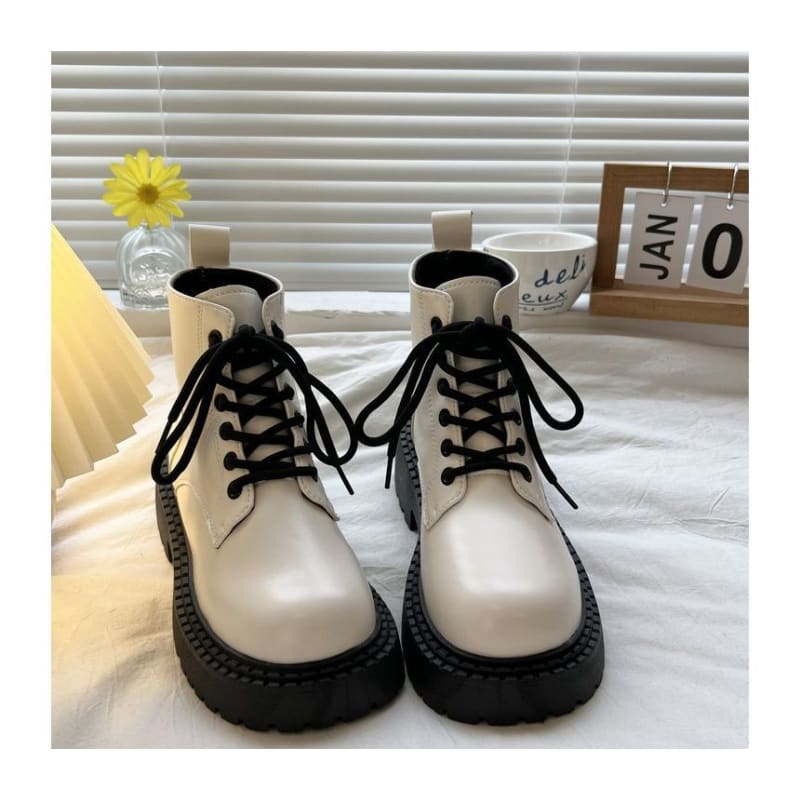 Platform Lace Up Short Boots