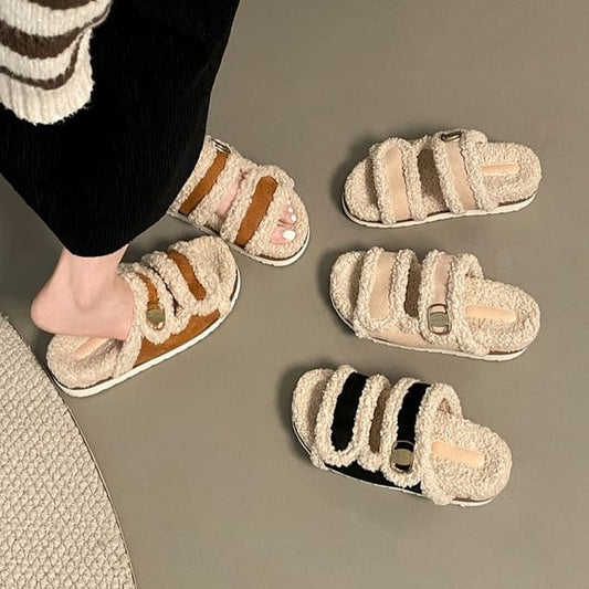 Platform Panel Fleece Slide Sandals