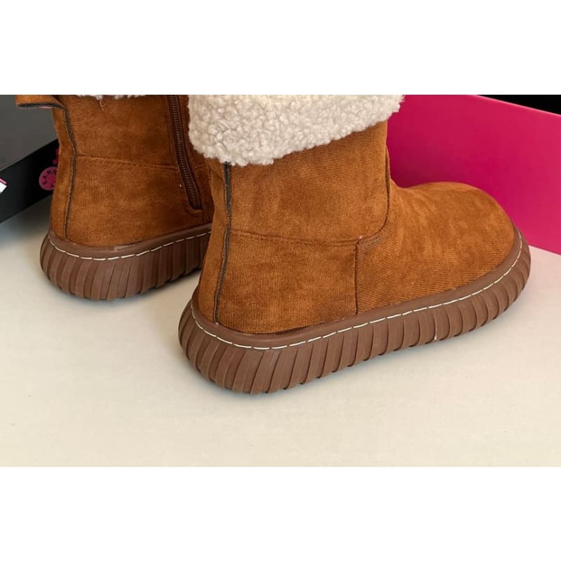 Platform Short Snow Boots