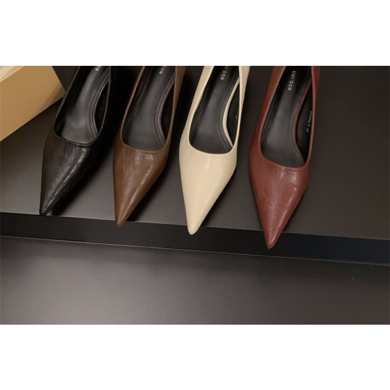 Pointed Kitten Heel Pumps