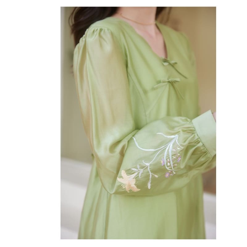 Puff-Sleeve Floral Embroidered Frog Buttoned Ruffled Midi