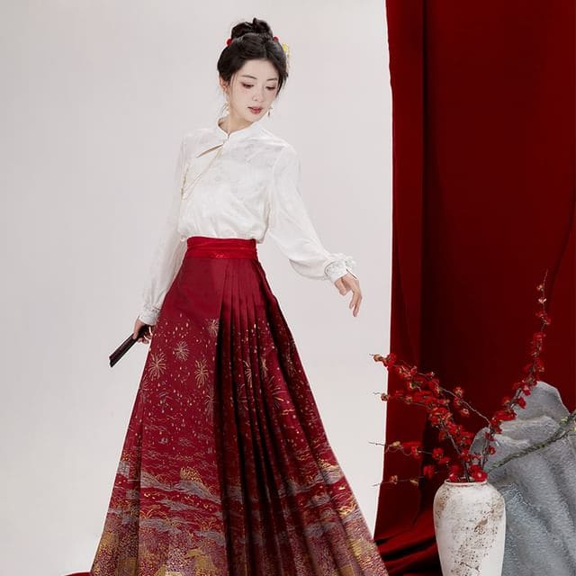 Puff-Sleeve Floral Jacquard Hanfu Top / High Waist Printed