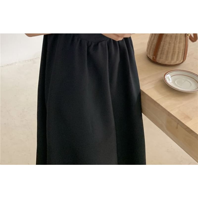 Puff-Sleeve Square Neck Plain Midi A-Line Dress