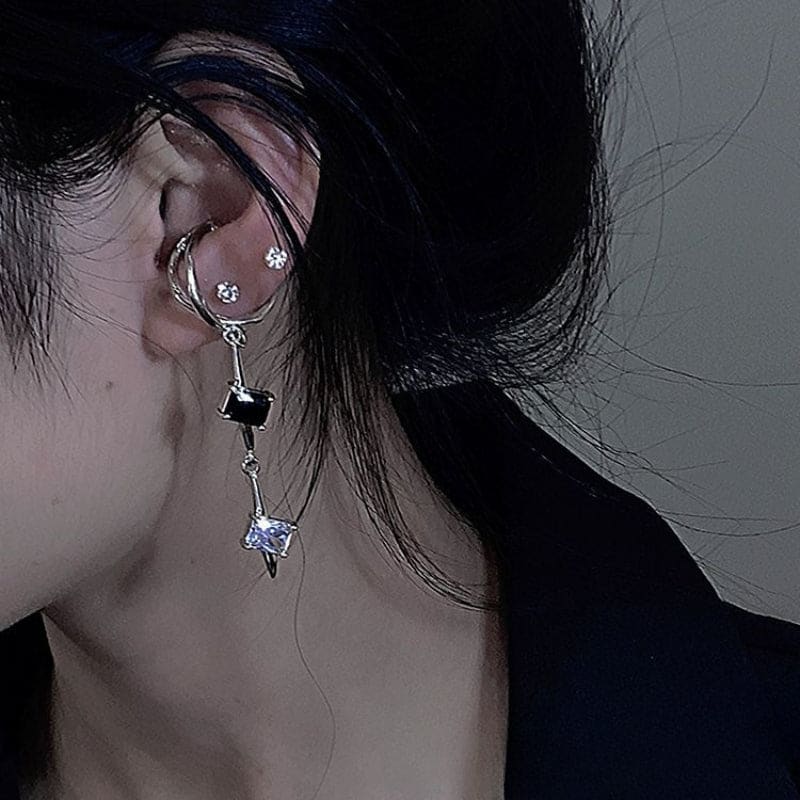 Purple and Black Long Metalic Earring ON1433 - Asymmetry