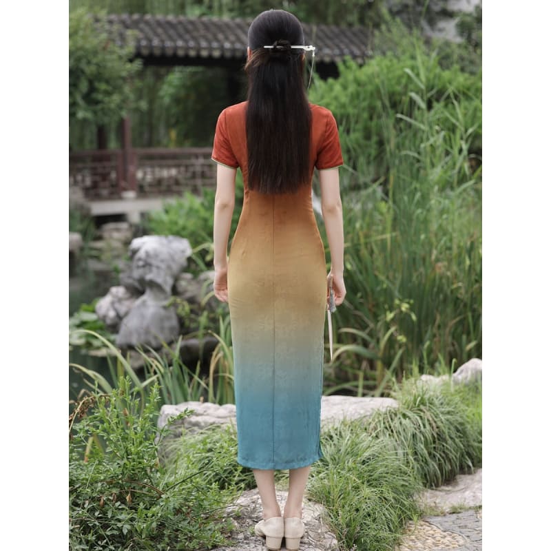 Rainbow Bridge Short Sleeve Long Cheongsam - Female Hanfu