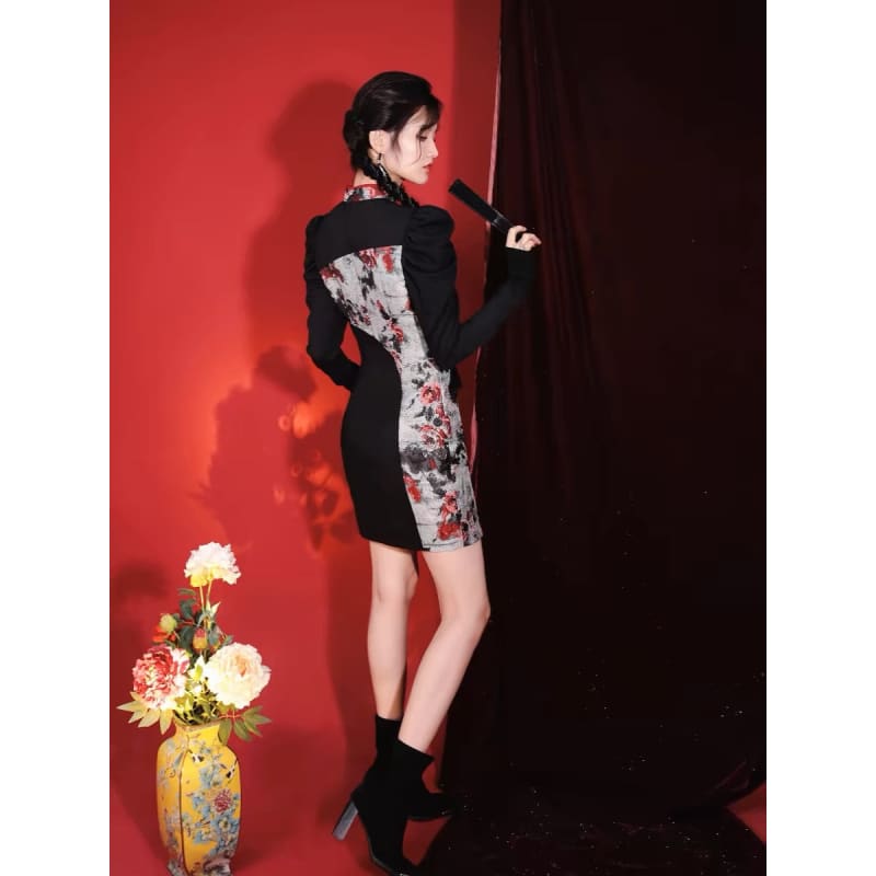 Red Flowers Puff Sleeve Short Cheongsam - Female Hanfu