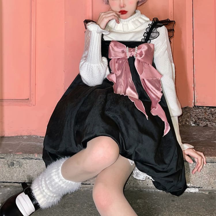 [Reservation] Kawaii White/Black Pearl Velvet Bubble Dress