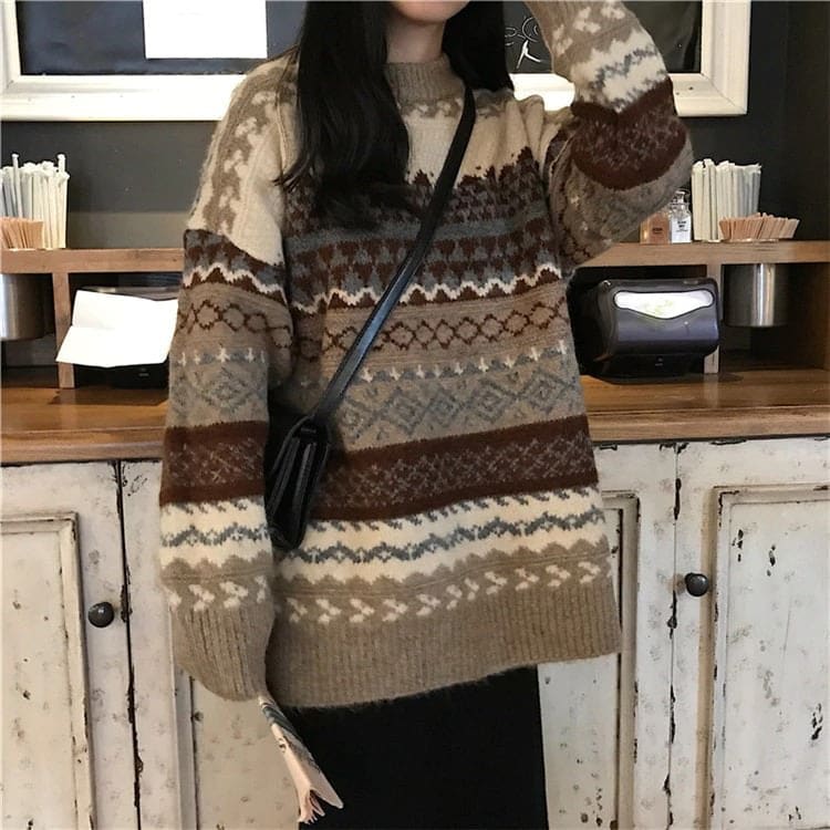 Retro Wide Knit Sweater - Free Size / Brown/beige - Sweaters