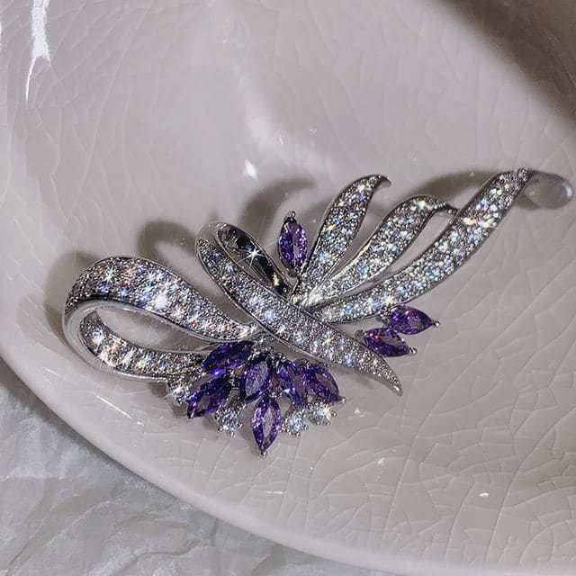 Rhinestone Alloy Brooch