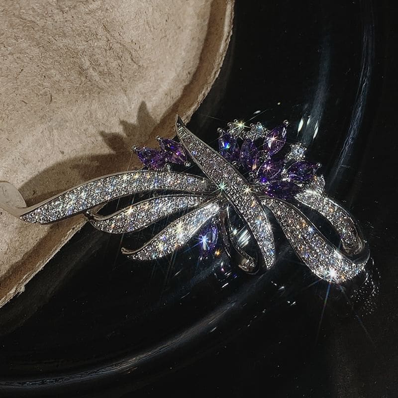 Rhinestone Alloy Brooch