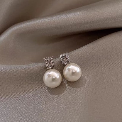 Rhinestone Faux Pearl Stud Earring - 1 Pair - Silver Needle