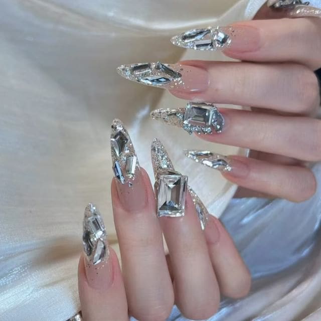 Rhinestone Press On Nail