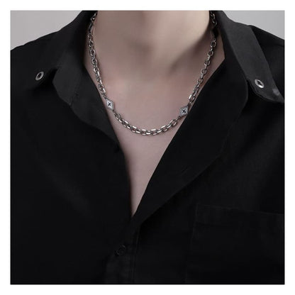 Rhombus Alloy Choker