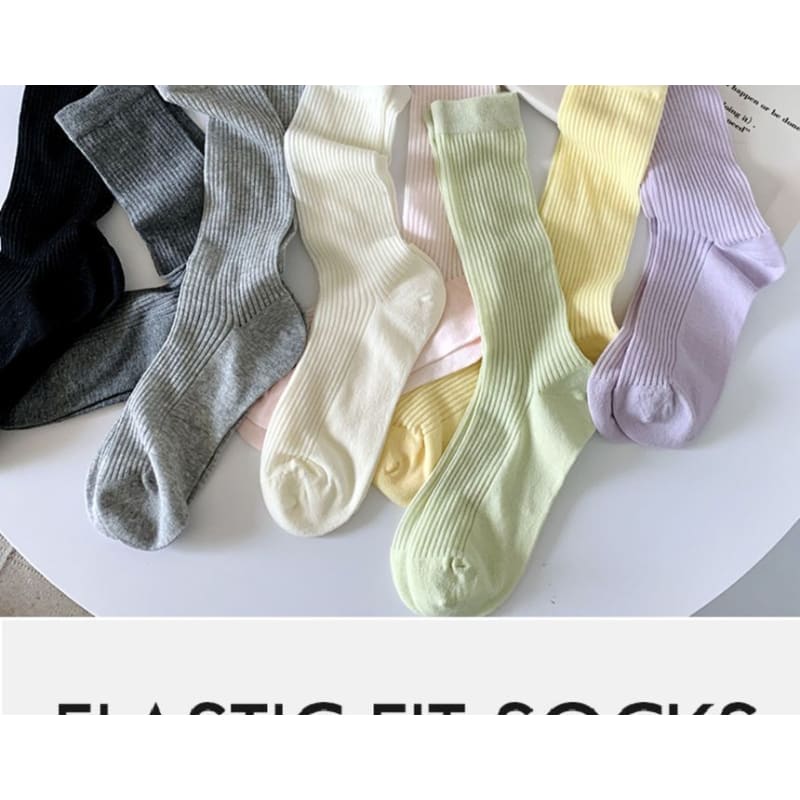 Ribbed Plain Socks