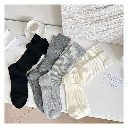 Ribbed Plain Socks