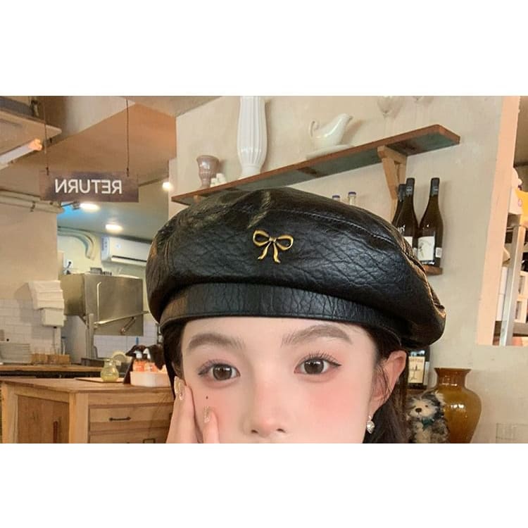 Ribbon Accent Faux Leather Beret